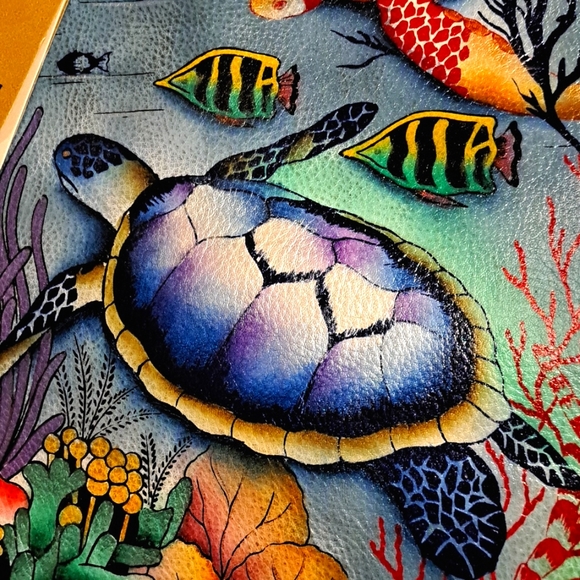 Anuschka Ocean-Themed Hand-Painted Women's Bag, Used For 4 Mo, To Big For Me - Picture 2 of 10